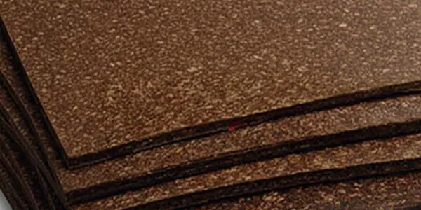 Corcho Nitrilo en rollos y placas – Material aislante resistente y versátil Placa de Corcho Nitrilo para aislamiento térmico y acústico en aplicaciones industriales