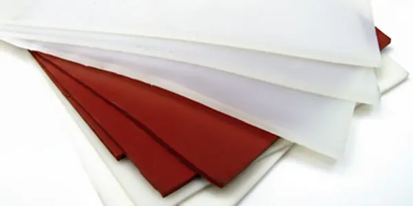 Hule Silicón en rollos y placas – resistente a calor, moldes y empaques Placas y rollos de Hule Silicón rojo, blanco y translúcido para alta temperatura